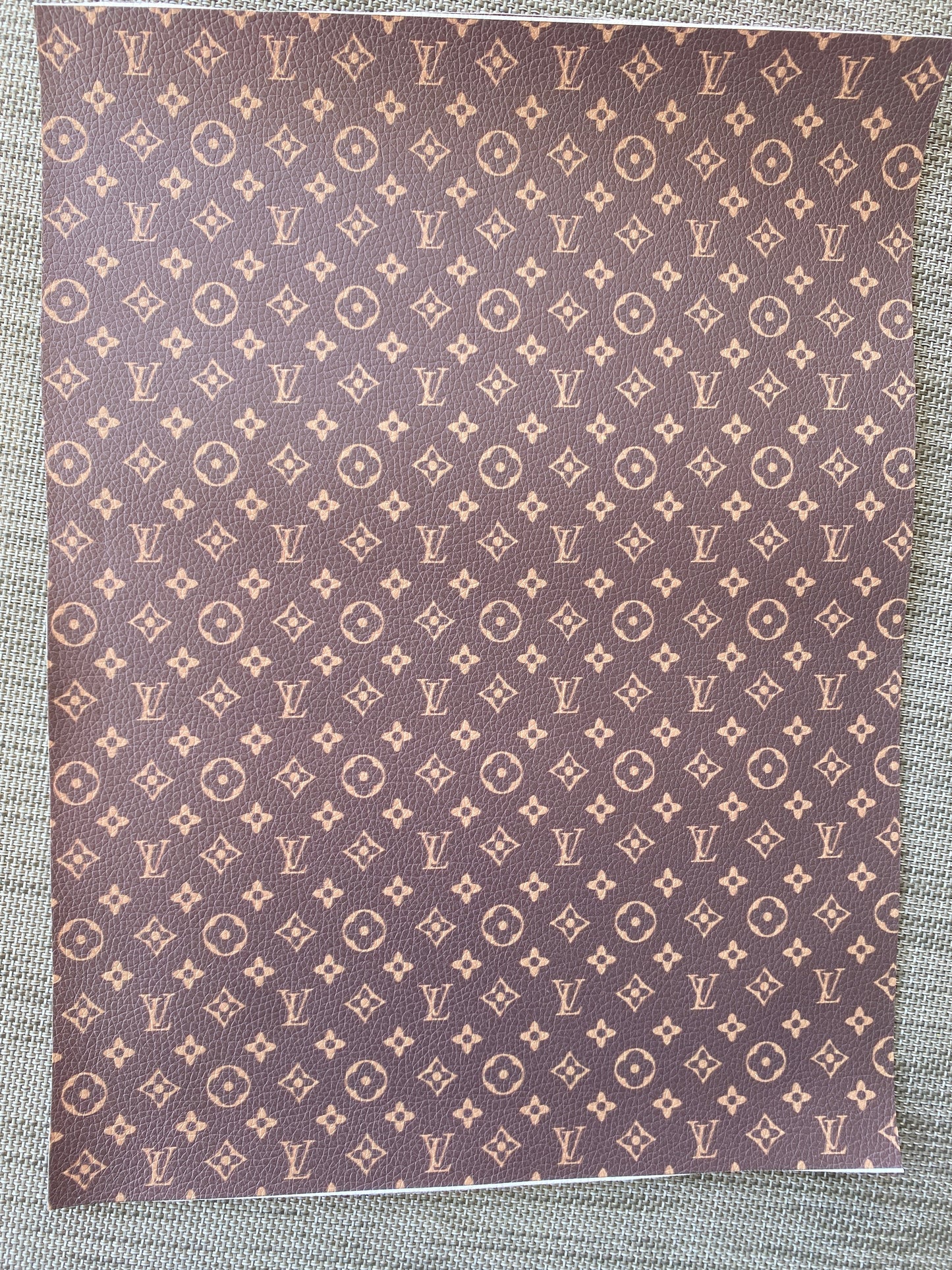 Faux Leather 10*13 Lv (April New)