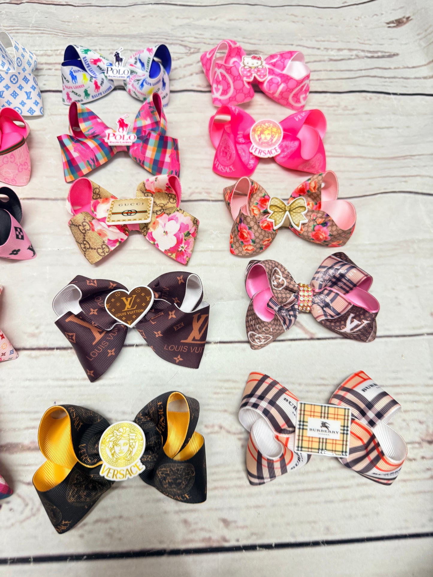 Designer Clips Bundle (21 Pieces) B6