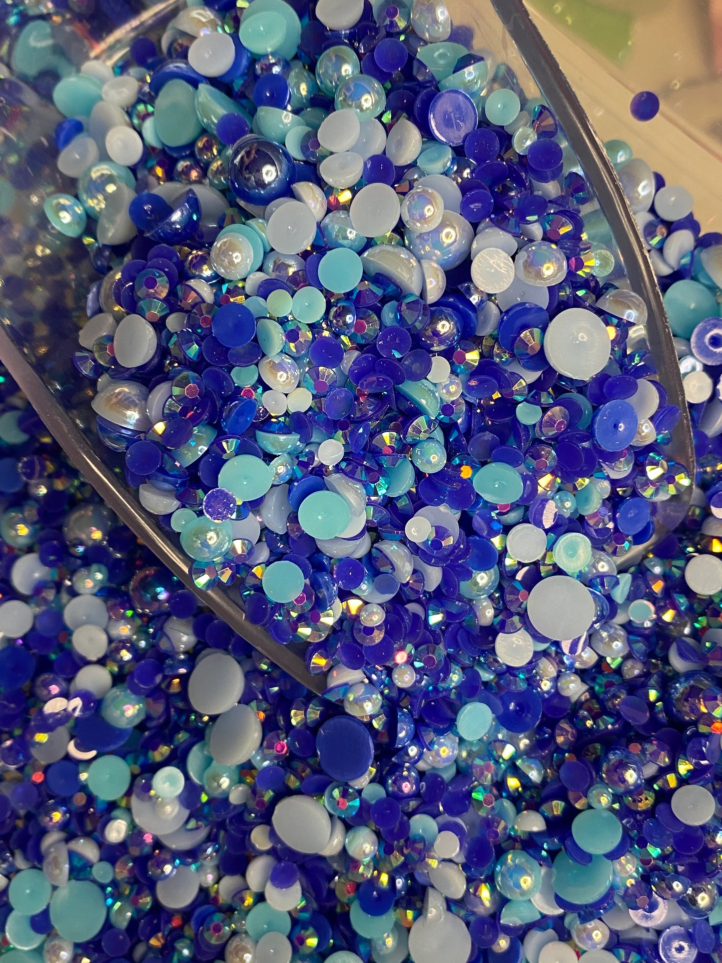 Blues Clues Pearl & Rhinestone Mix ( 10 Gram)