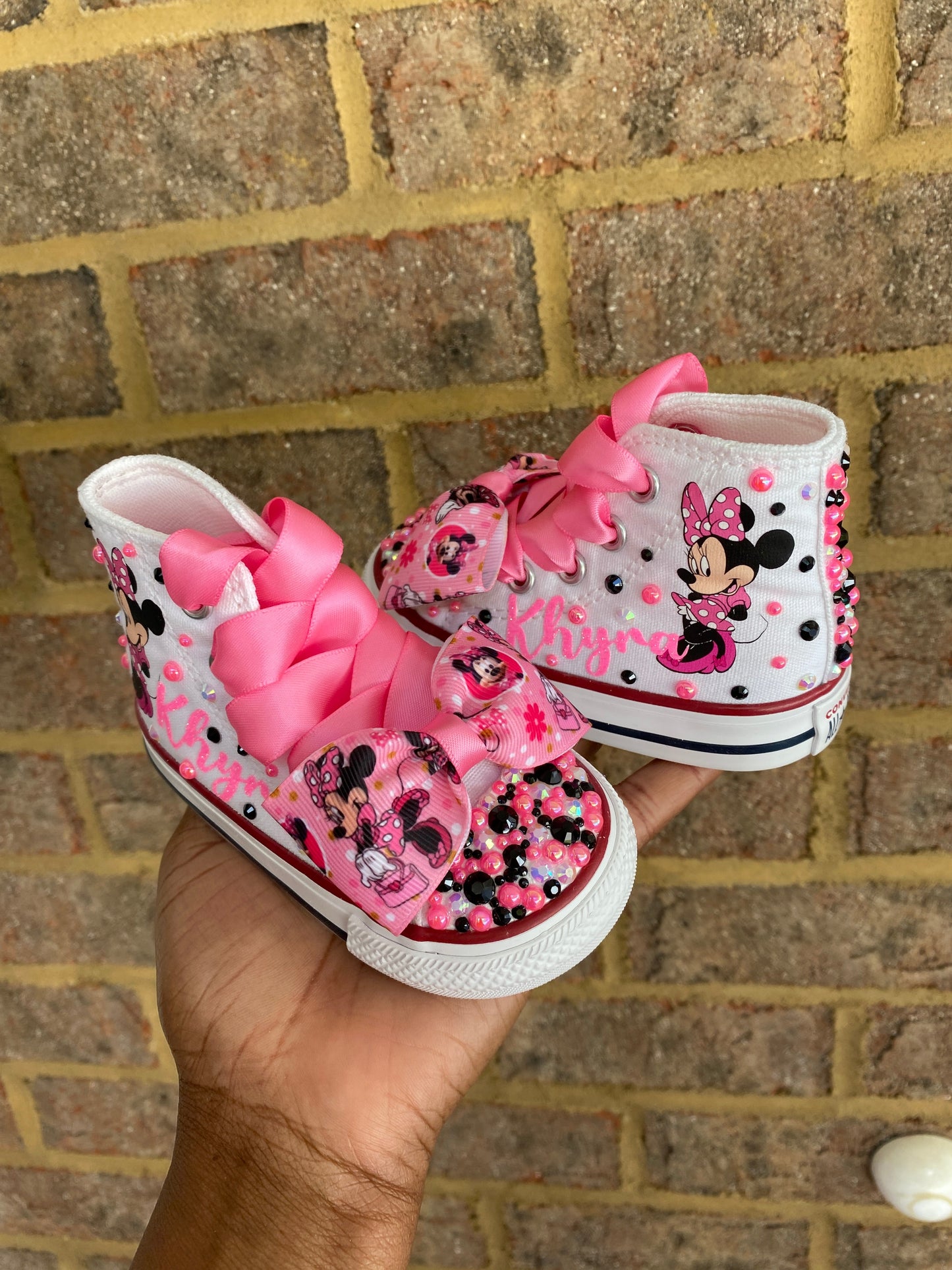 Minnie Mouse Jeans Outfit with Matching shoes and Bows