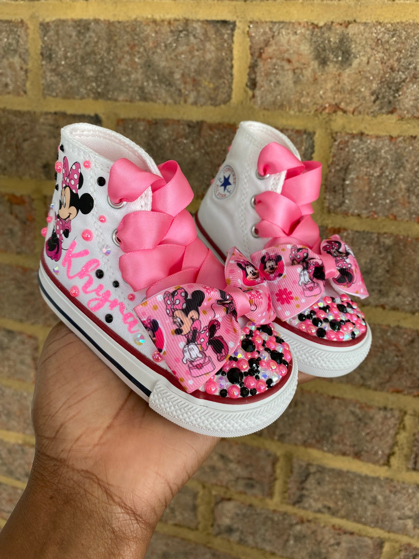 Minnie Mouse Jeans Outfit with Matching shoes and Bows