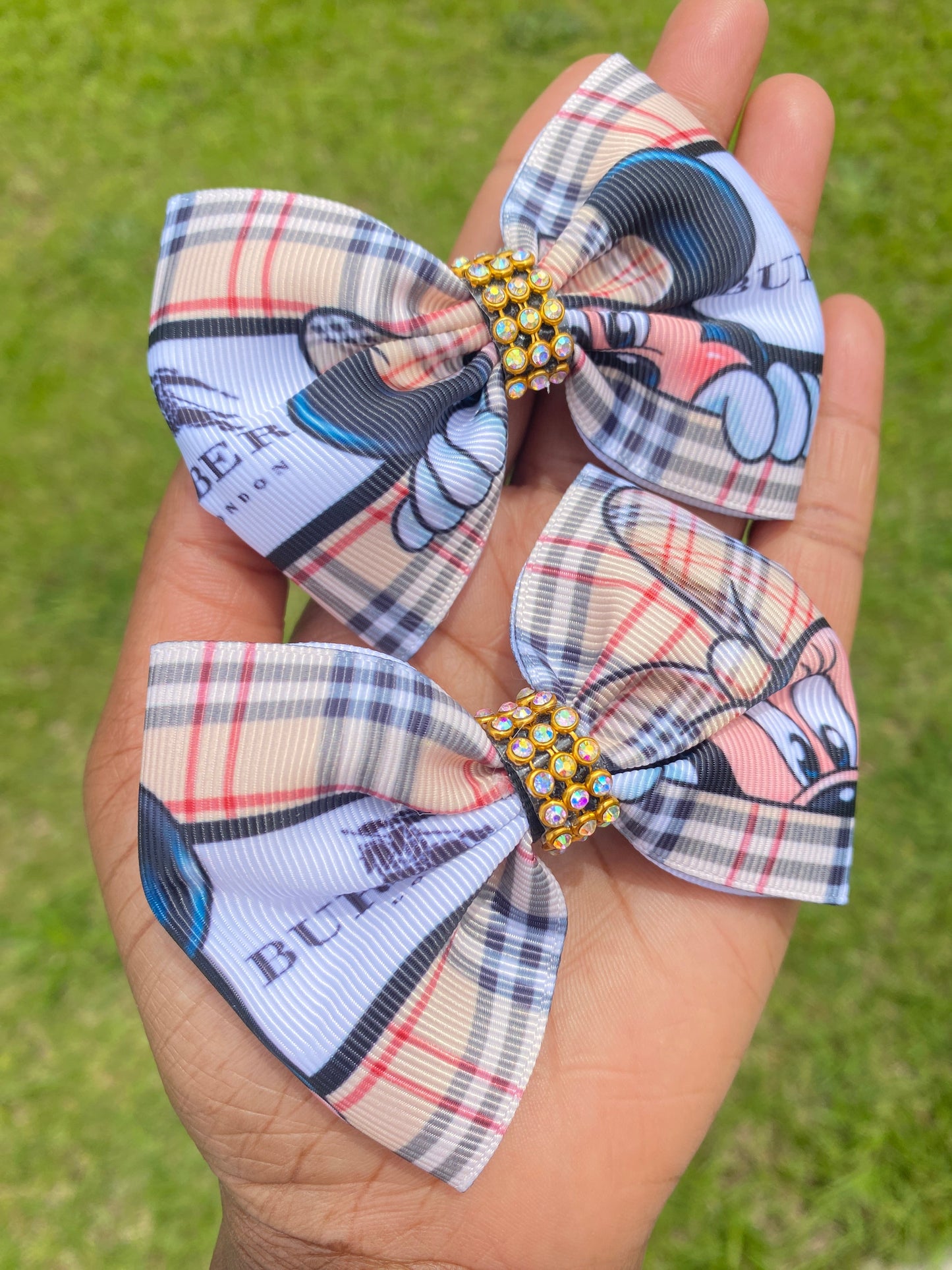 Hair clips