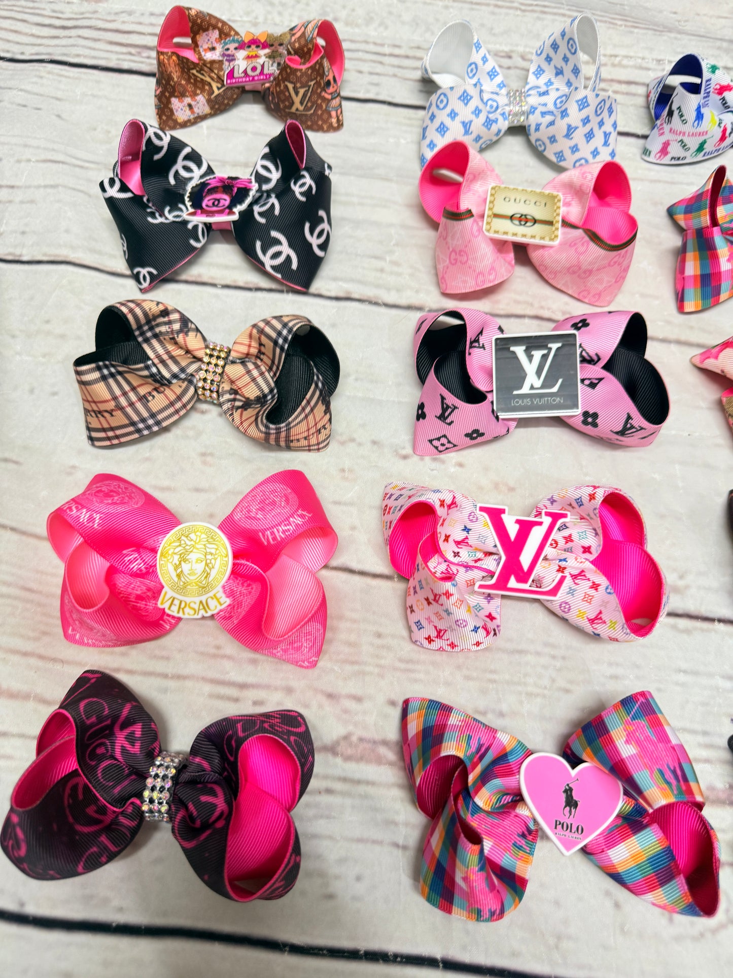Designer Clips  Bundle (21 Pieces) B6