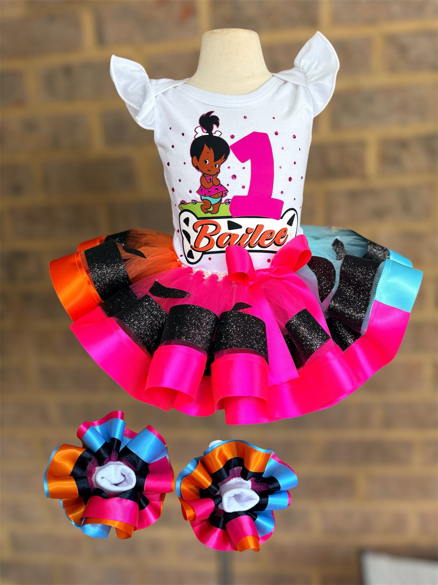 Flint Stone Tutu set, Flint stone Birthday tutu outfit with matching socks