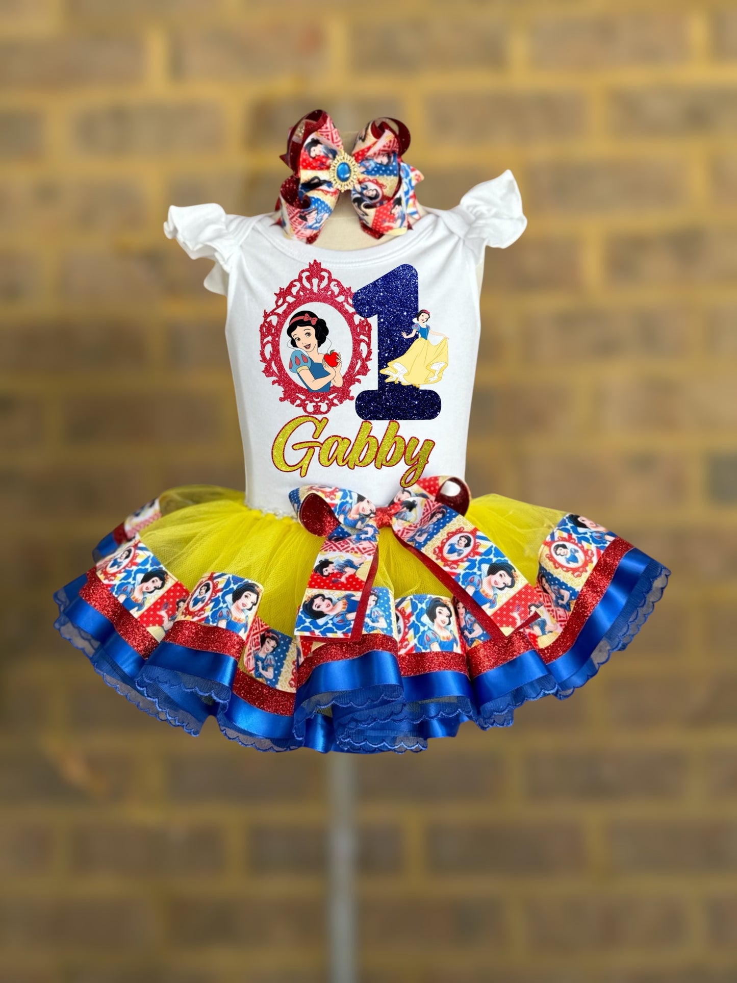 Snow White tutu outfit Snow White Birthday outfit Snow tutu set Princes tutu outfit