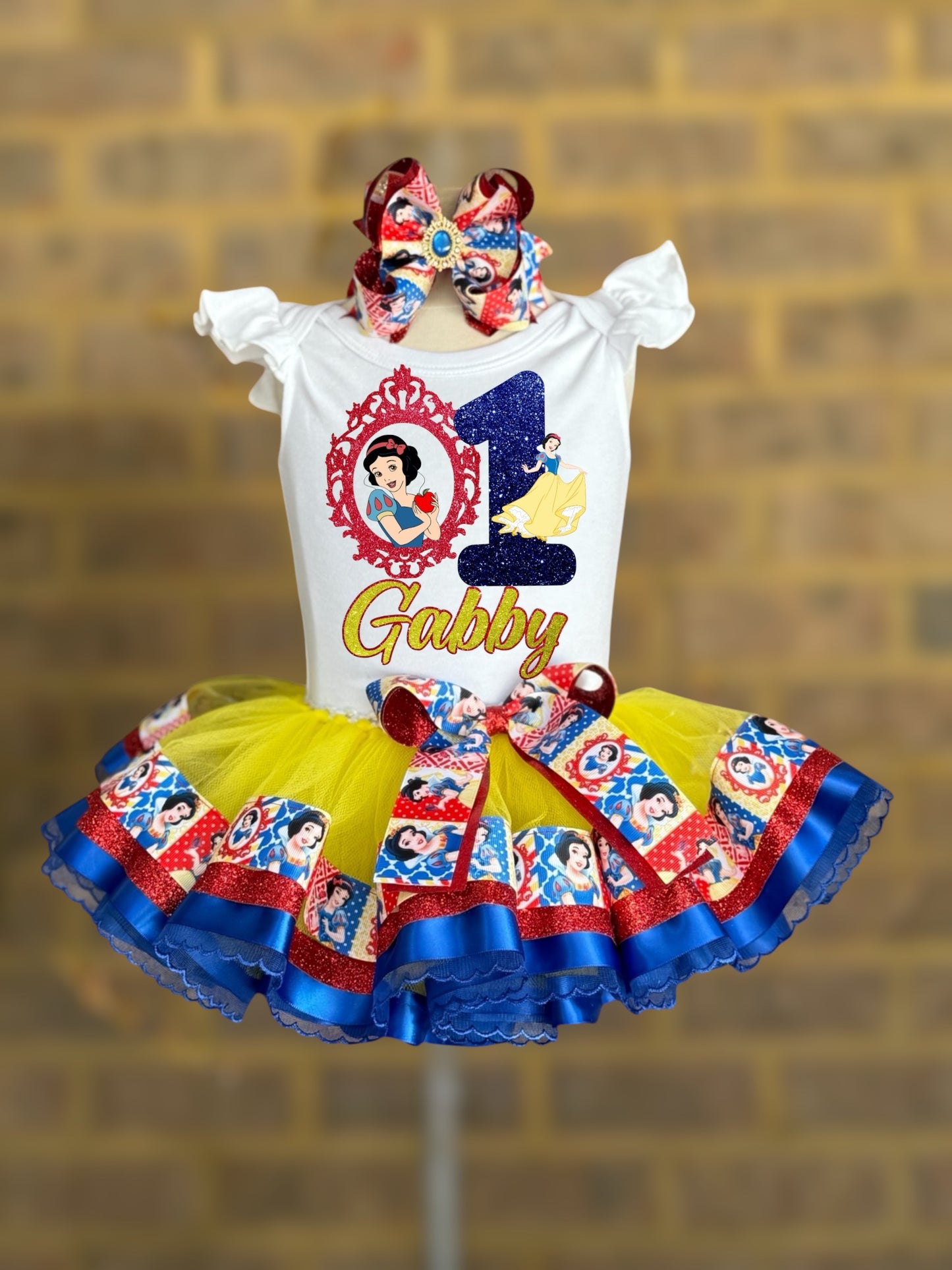 Snow White tutu outfit Snow White Birthday outfit Snow tutu set Princes tutu outfit