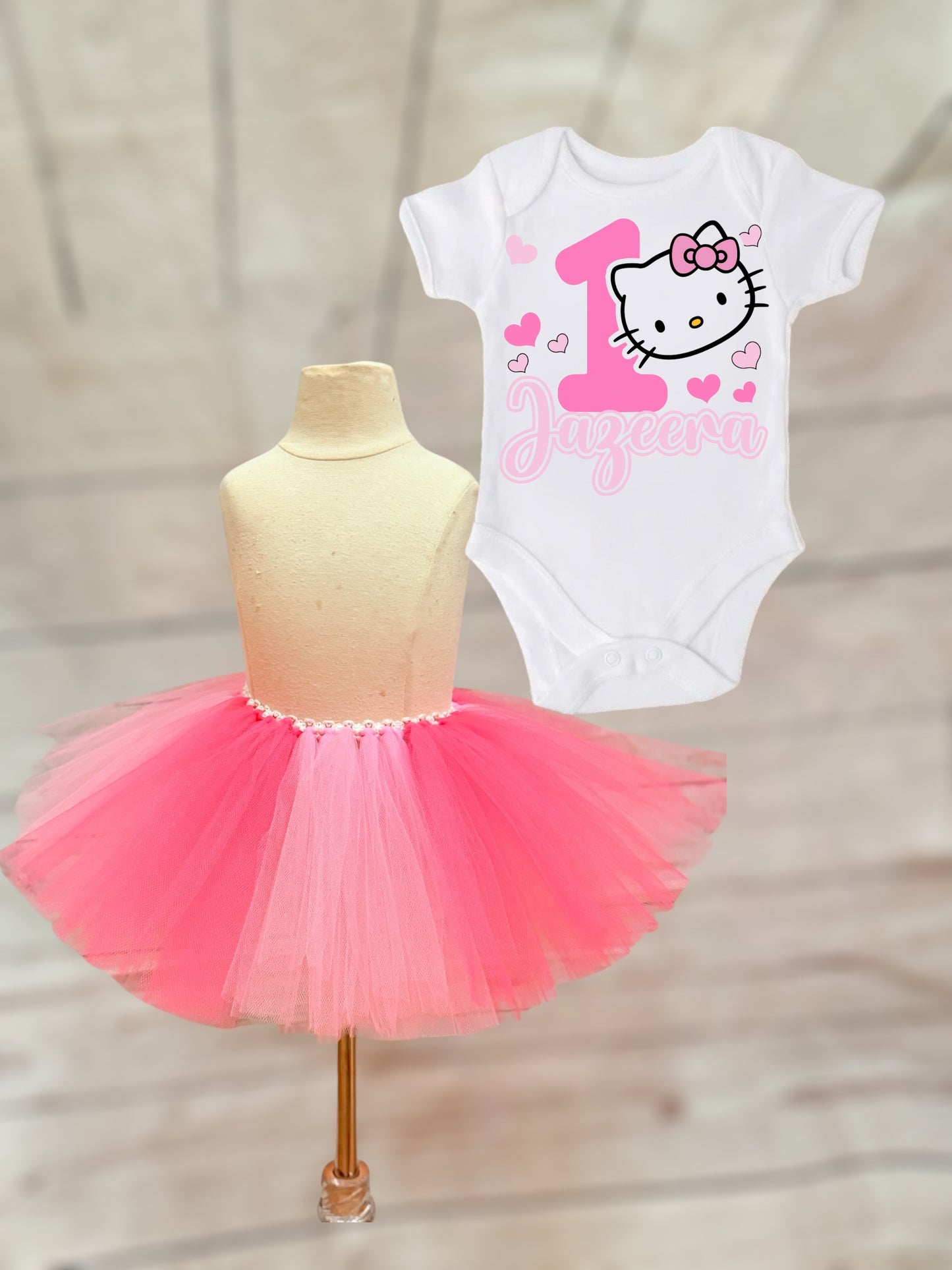 tutu outfit (Ships in one week)