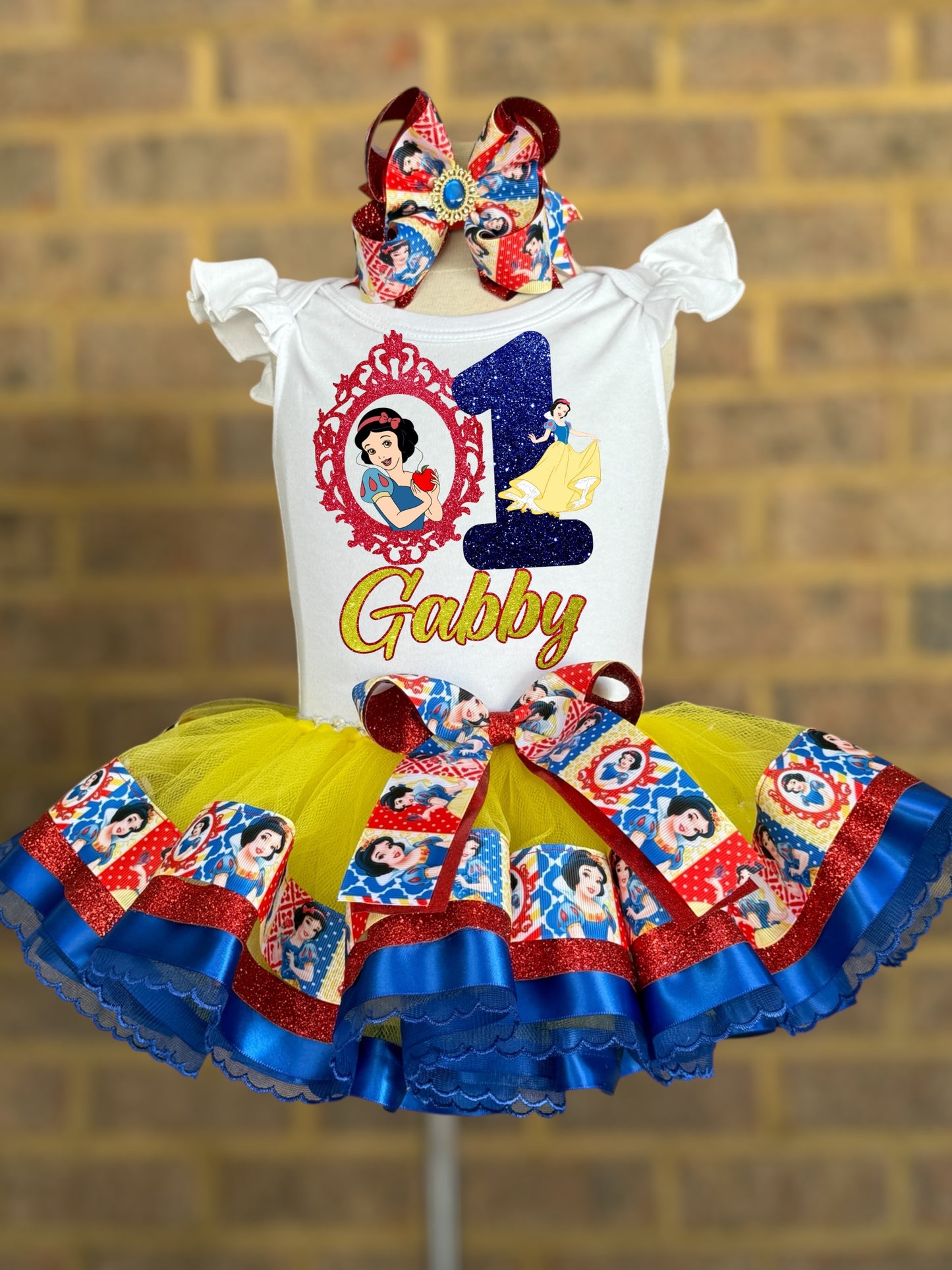 Snow White tutu outfit Snow White Birthday outfit Snow tutu set Princes tutu outfit